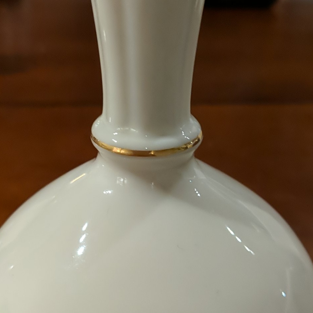 Lenox Rhodora Vase - Picture 2 of 4